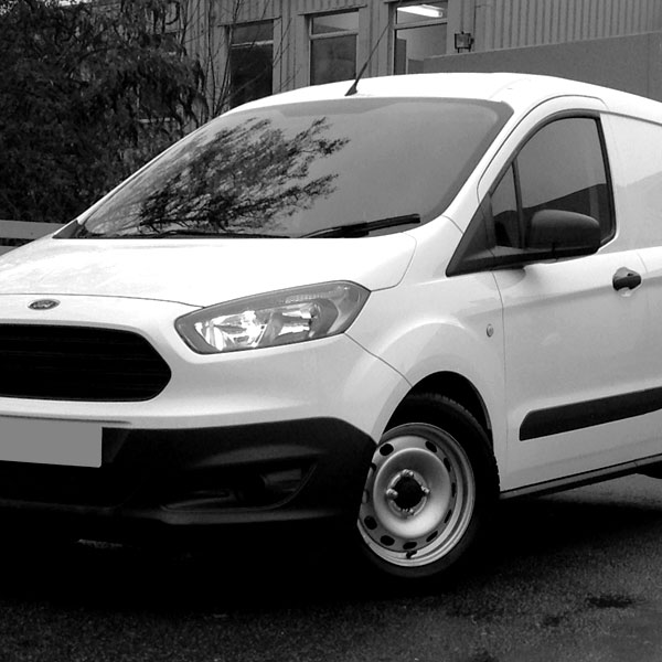 Ford Transit Courier 2014 - heute