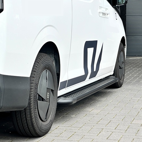 Side steps AT Farizon SV 2025+ 